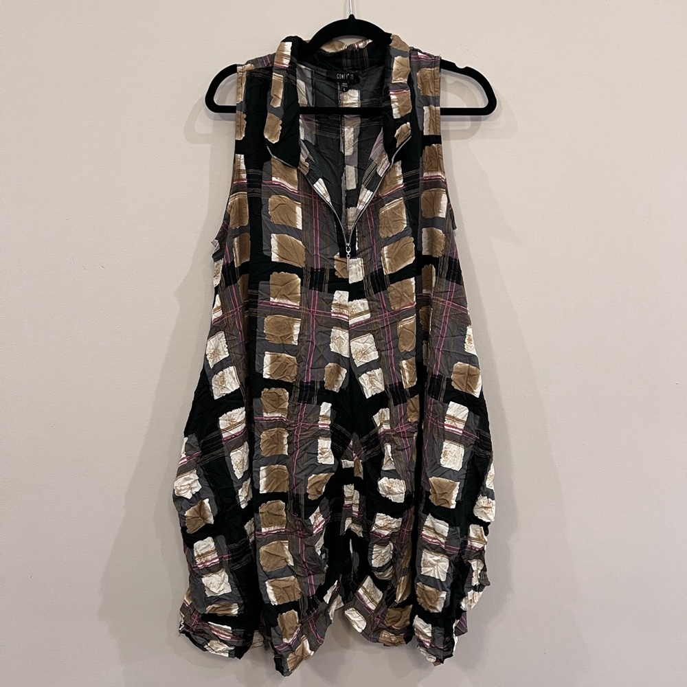 Comfy USA [Crinkle Material] Oversized Sleeveless Tunic Top